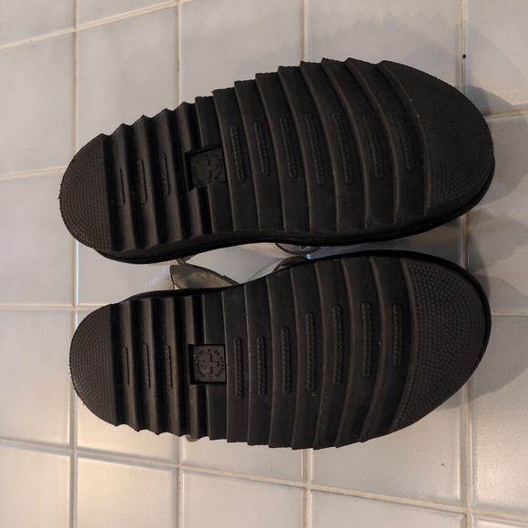 Dr. Martens Blaire Sandals - Picture 4 of 9